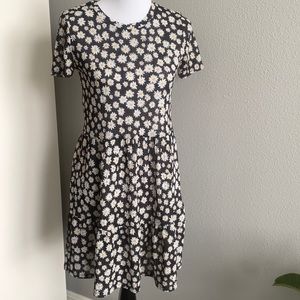 Zara Daisy Print dress size S